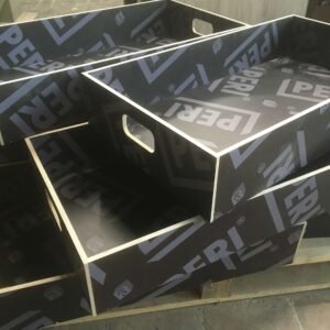 Saplākšņa kaste tumša